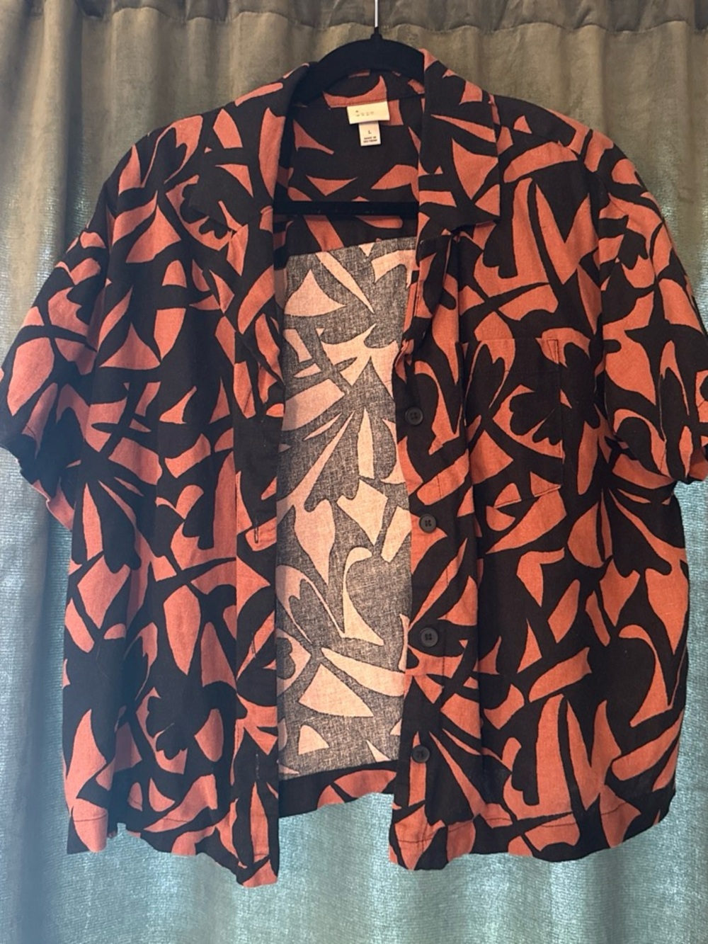 A New Day Womens Short Sleeve Button Front Shirt - Black & Brown Leaf Print